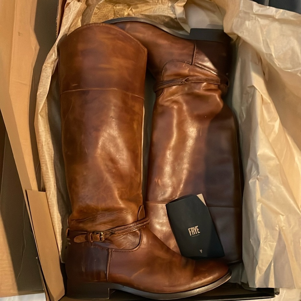 EUC Frye Melissa Seam Tall Boots Cognac Leather size 8B - Picture 1 of 10